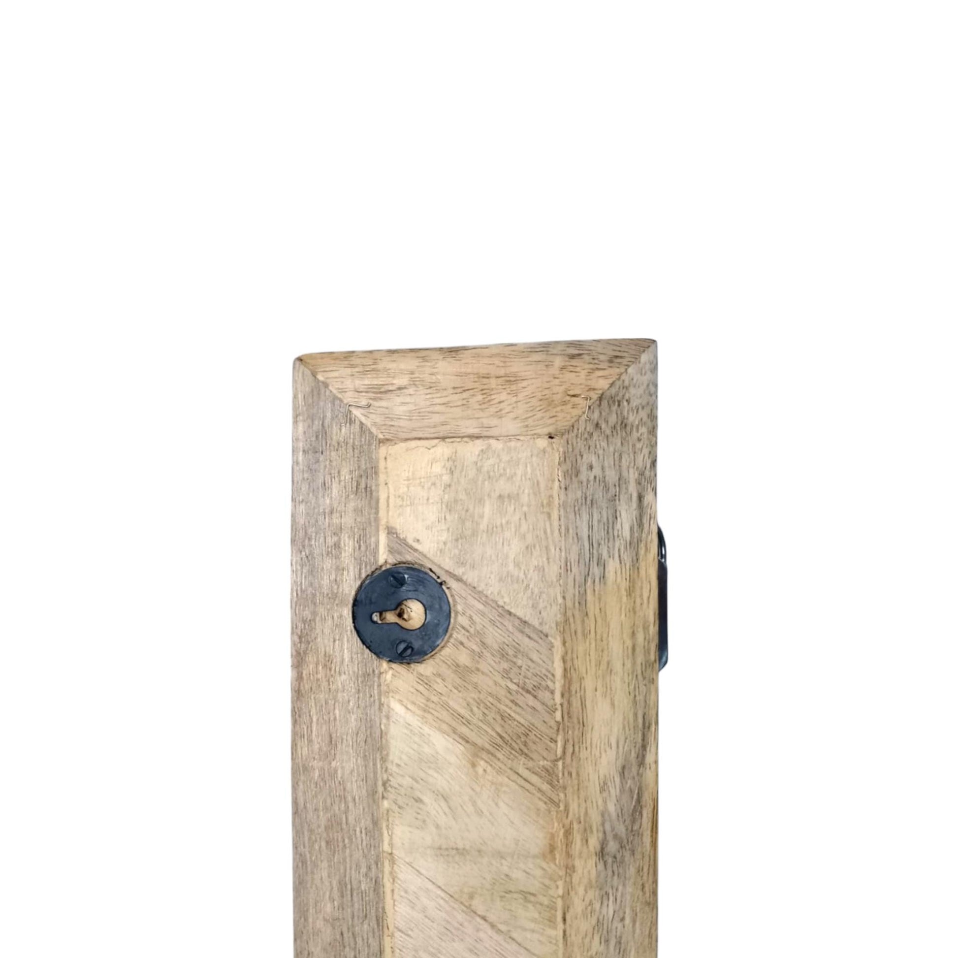 Virgin Atlantic Boeing 747 Seatbelt Key Rack – Authentic Aviation Wall Hanger | Aircraft Memorabilia | Mango Wood | Jet Age Decor