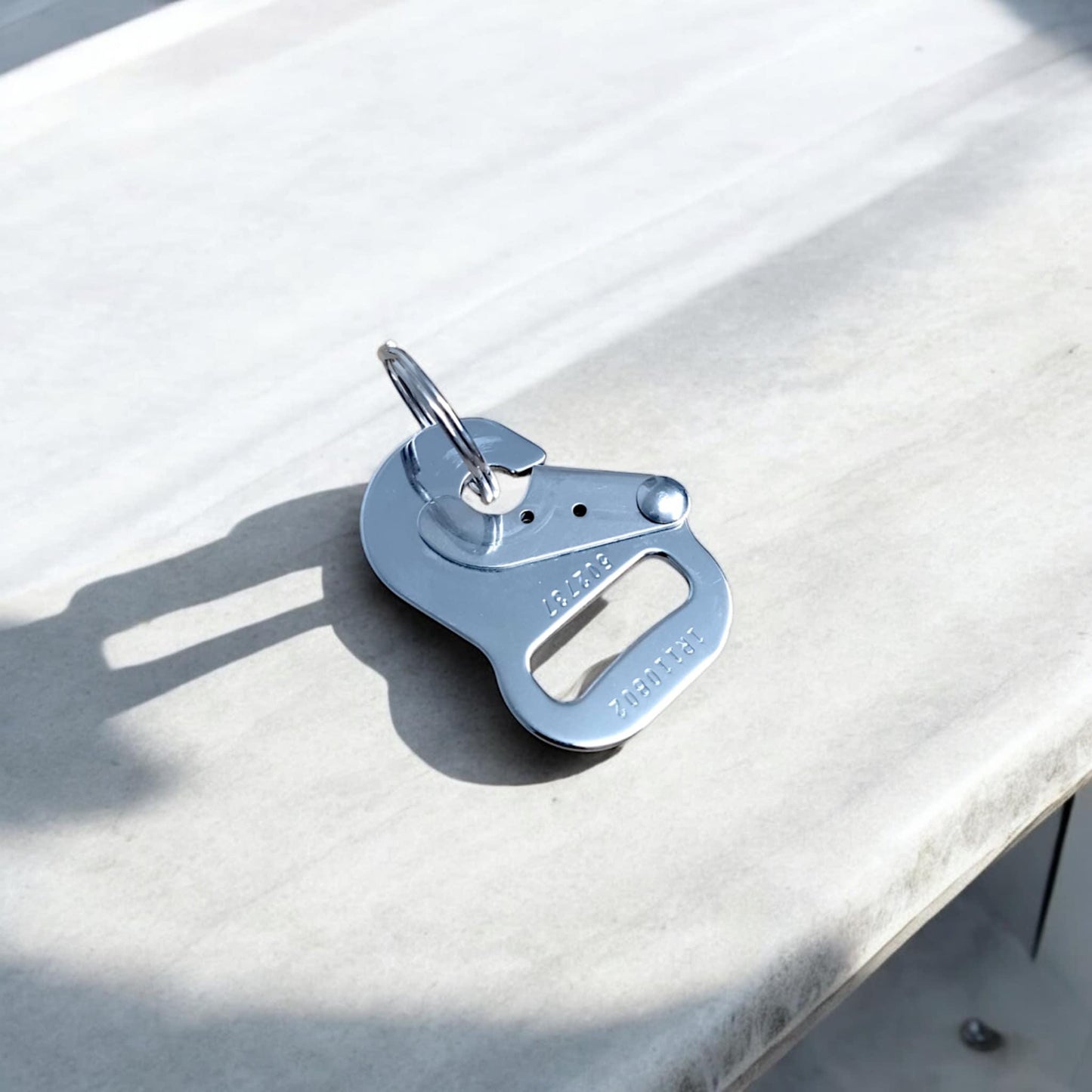 Boeing 747 Aircraft Seat Belt Bracket Key Clip Bottle Opener Virgin Atlantic Keychain