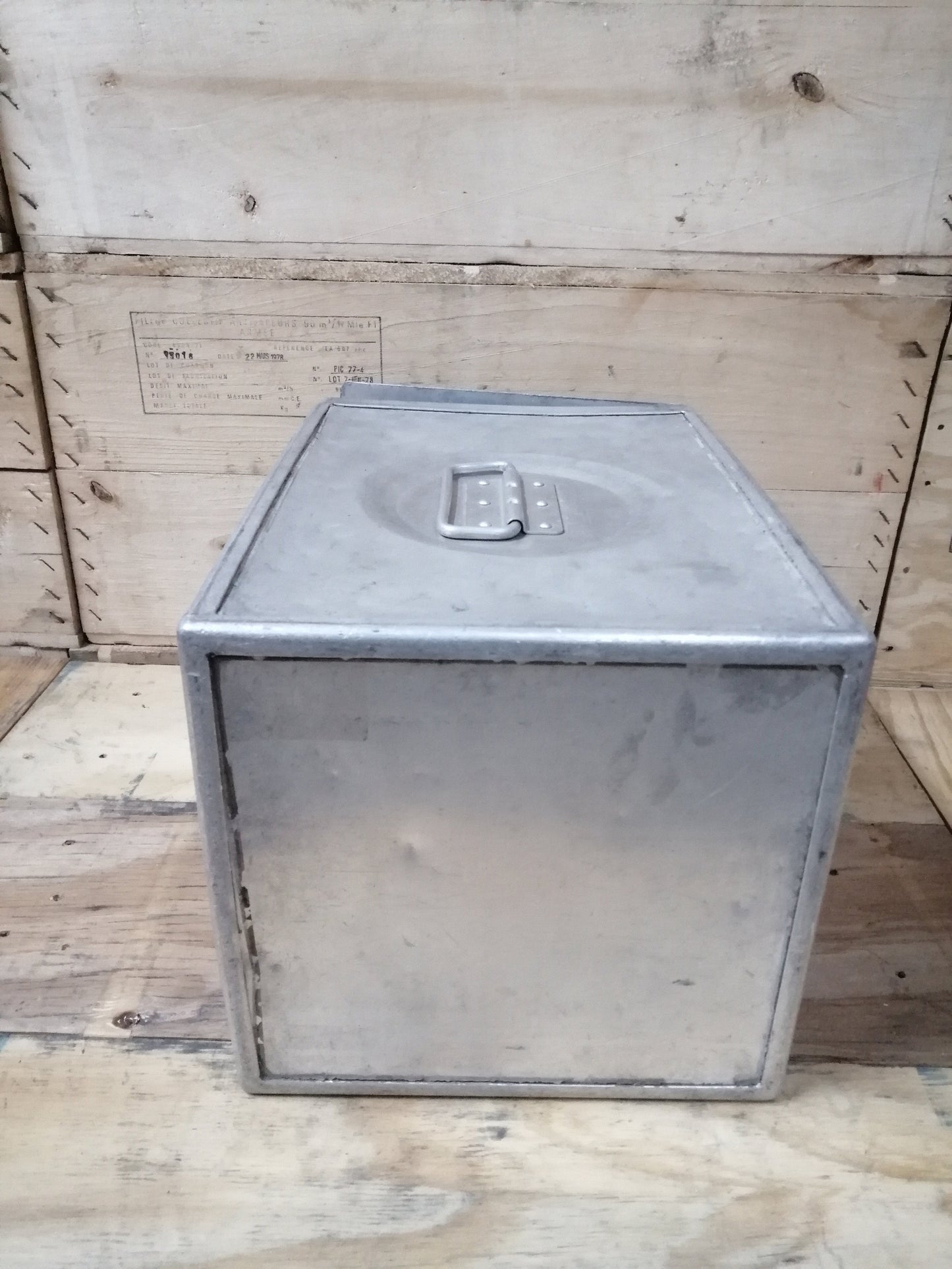 Jet Blue, Original Airline Galley Box, Aircraft Storage Container, Industrial Cabinet included 1 Original JB Alu Drawer