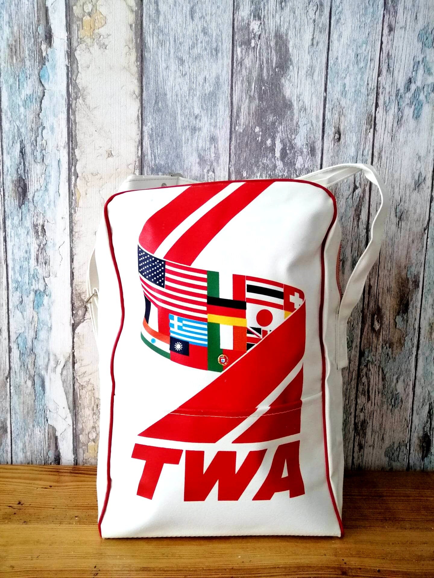 Vintage TWA Flight Bag Carry On Bag - Trans World Airlines TWA International Flags 1970s - Aviation Shoulder Bag