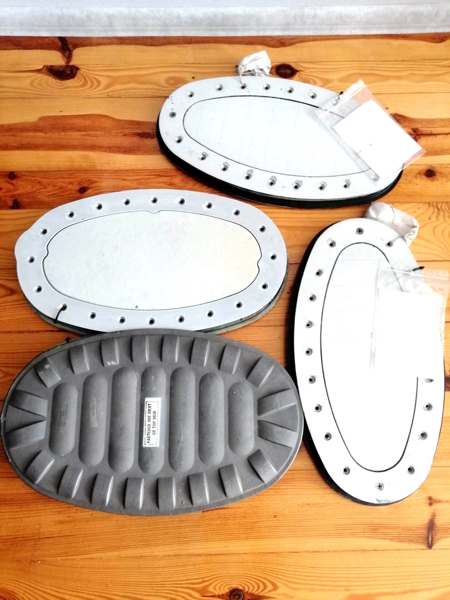 Airbus Fuel Tank Door Panel, Airbus A319 PT-MZF - TAM / Latam Brasil Airlines