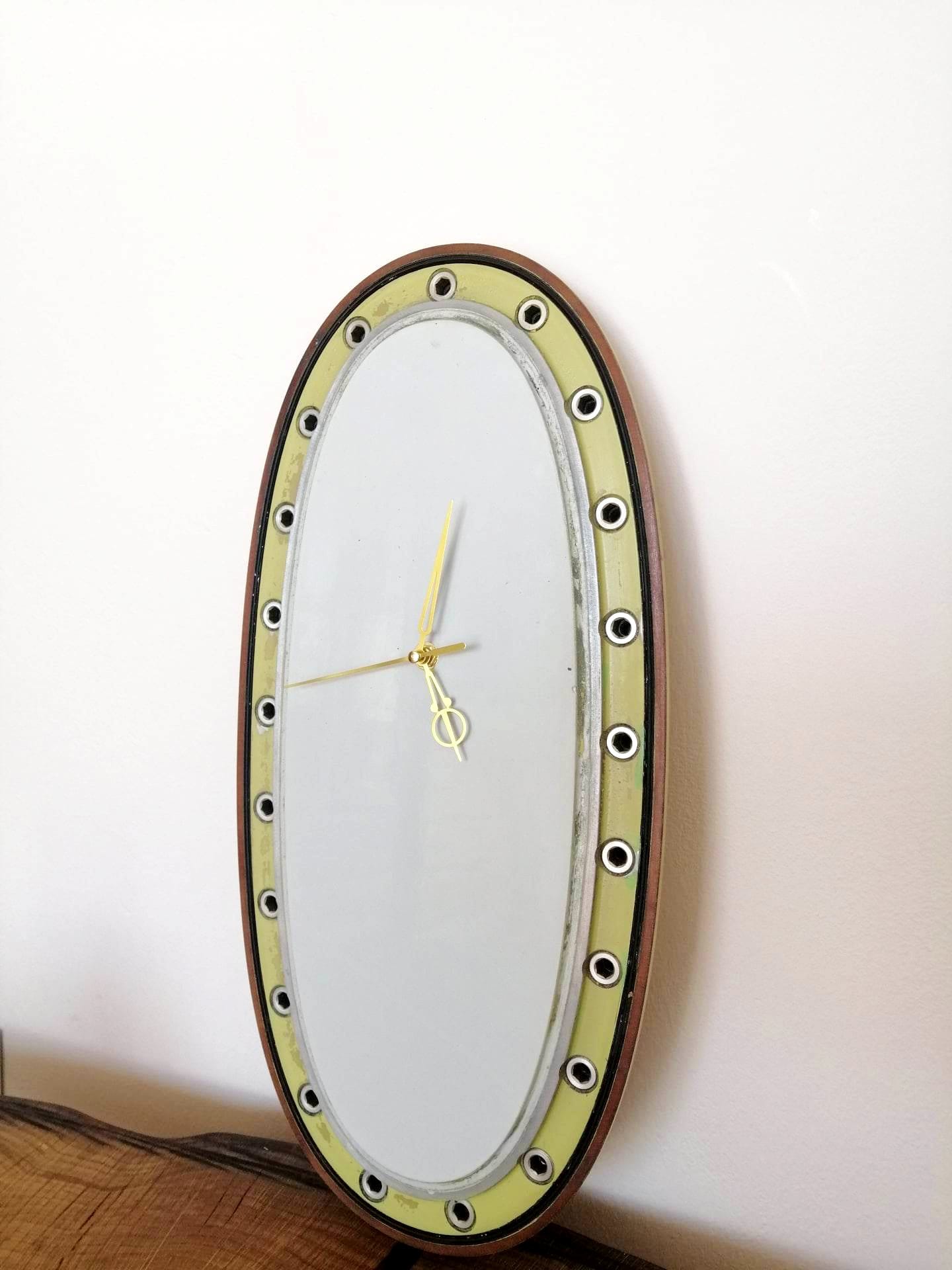 Aviation Wall Clock, Standing Clock, Made of Boeing 737 Fuel Tank Door Panel - B737 - D-AWBC SAS / Privatair