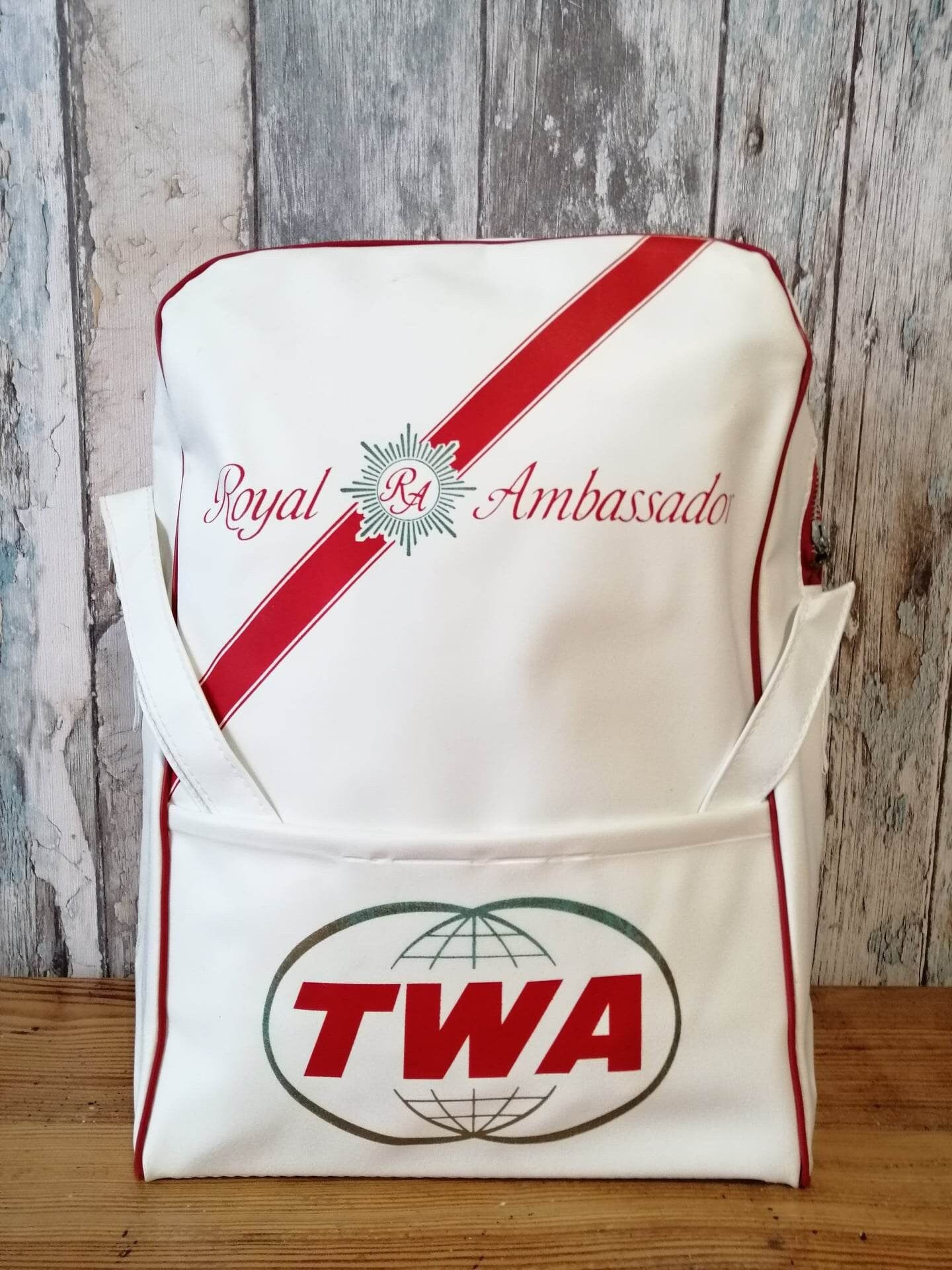 Vintage TWA Airlines 1960s Royal Ambassador Carry On Travel Bag - First Class Passenger Bag