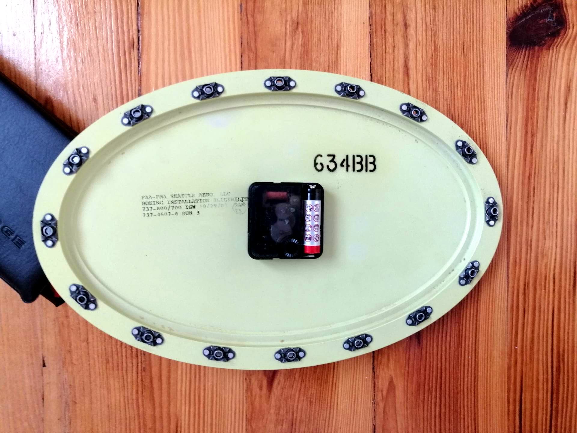 Aviation Wall Clock, Standing Clock, Made of Boeing 737 Fuel Tank Door Panel - B737 - D-AWBC SAS / Privatair