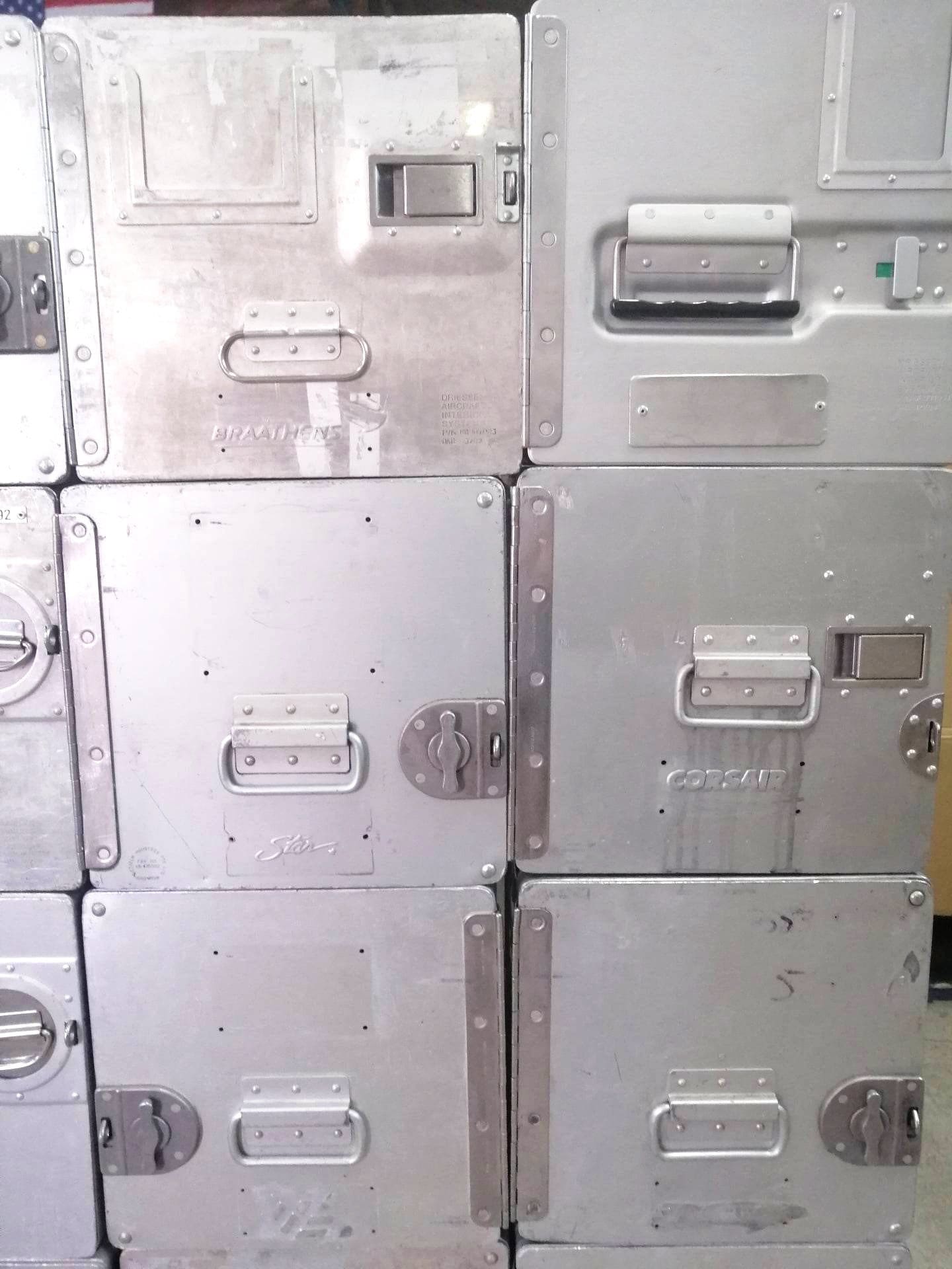 Various Airlines, Original Airline Galley Storage Boxes, Aircraft Storage Containers, Cabinet, Flugzeugcontainer, Flight Case