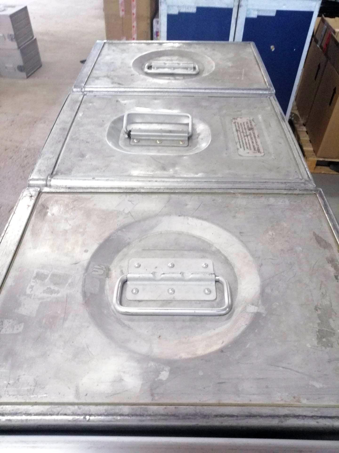 Various Airlines, Original Airline Galley Storage Boxes, Aircraft Storage Containers, Cabinet, Flugzeugcontainer, Flight Case