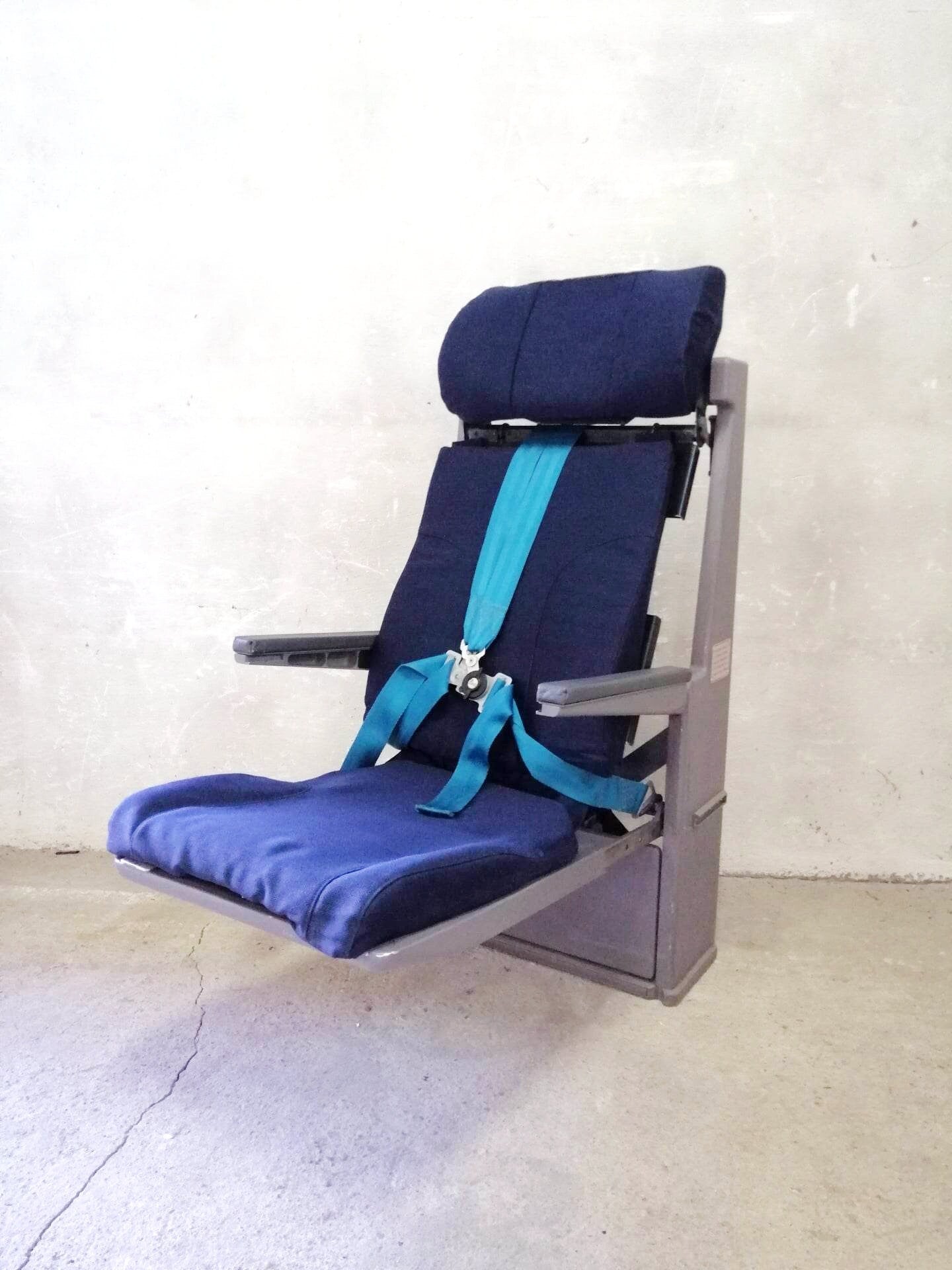 Boeing 747 Authentic Cabin Crew Jump Seat from KLM Royal Dutch Airlines -  Boeing 747 PH-BFR Flight Attendant Seat, Aviation Furnitures