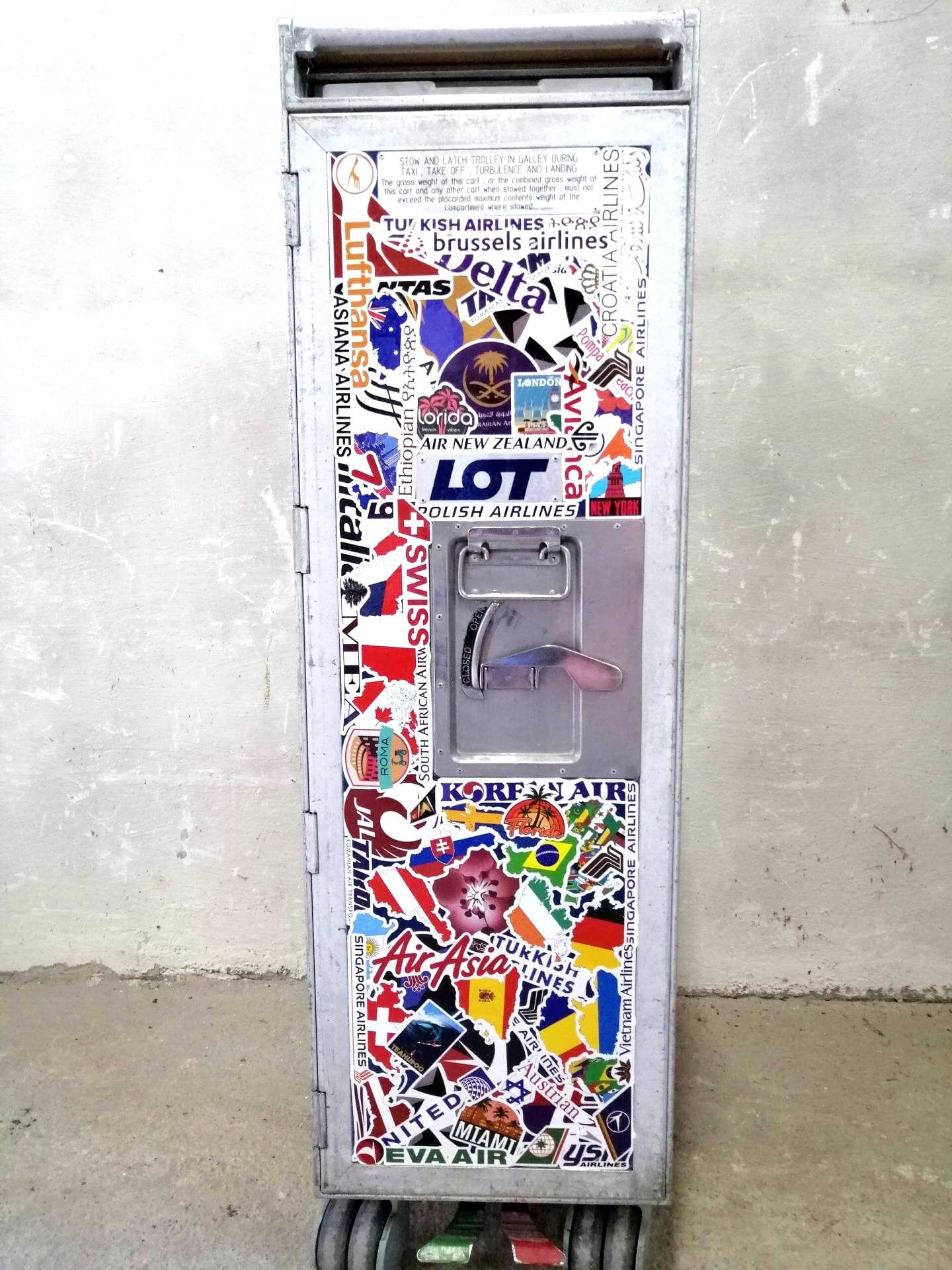 Unique Airline Galley Trolley with Accessories | Driessen PLL LOT | Airplane Galley Cart | Aviation Art - World Airlines Graphics