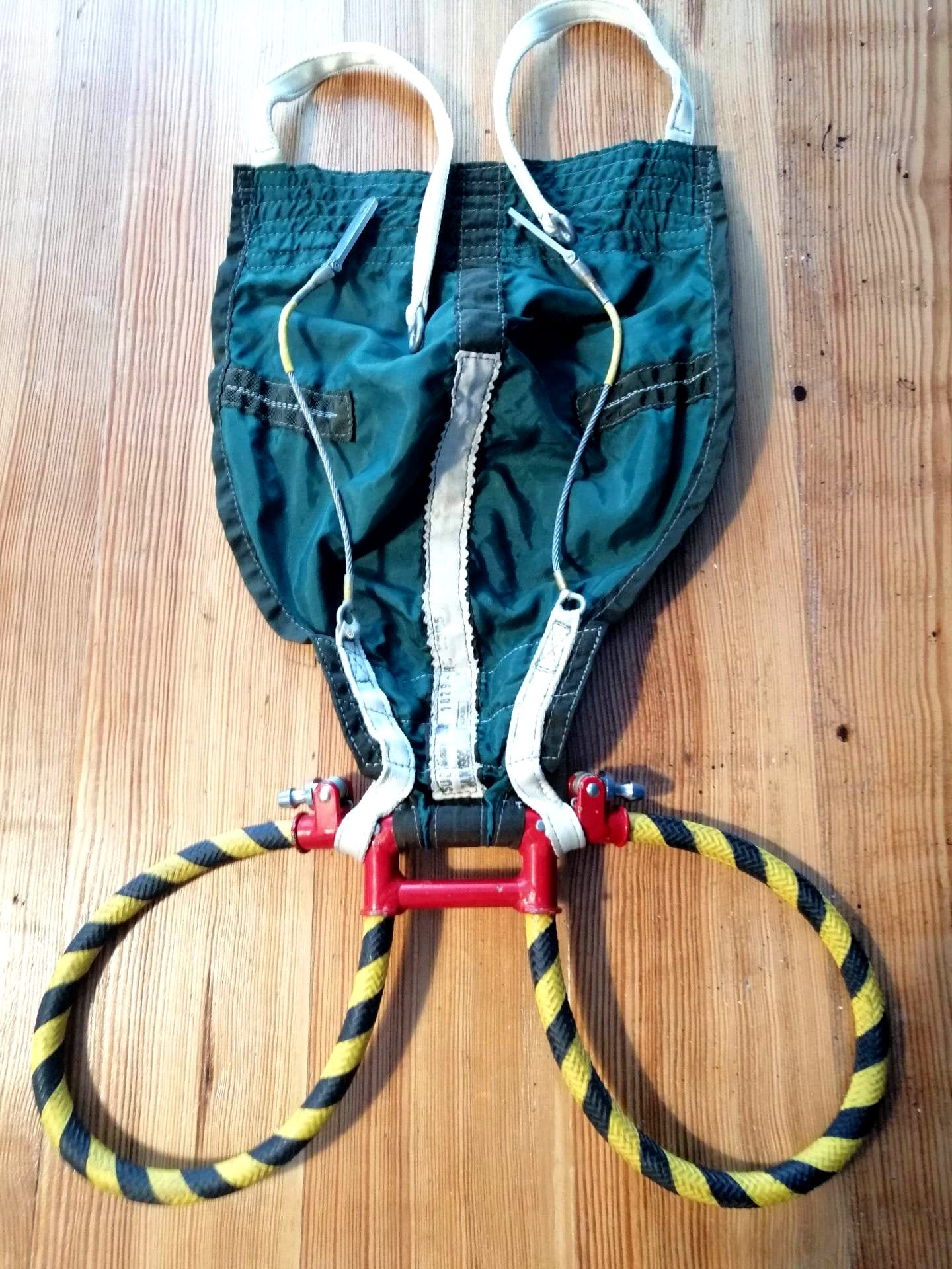 Original Martin Baker Mk. H5 Ejection Handles with Seat Face Curtain F-4 PHANTOM - Aviation Memorabilia, Military Aviation