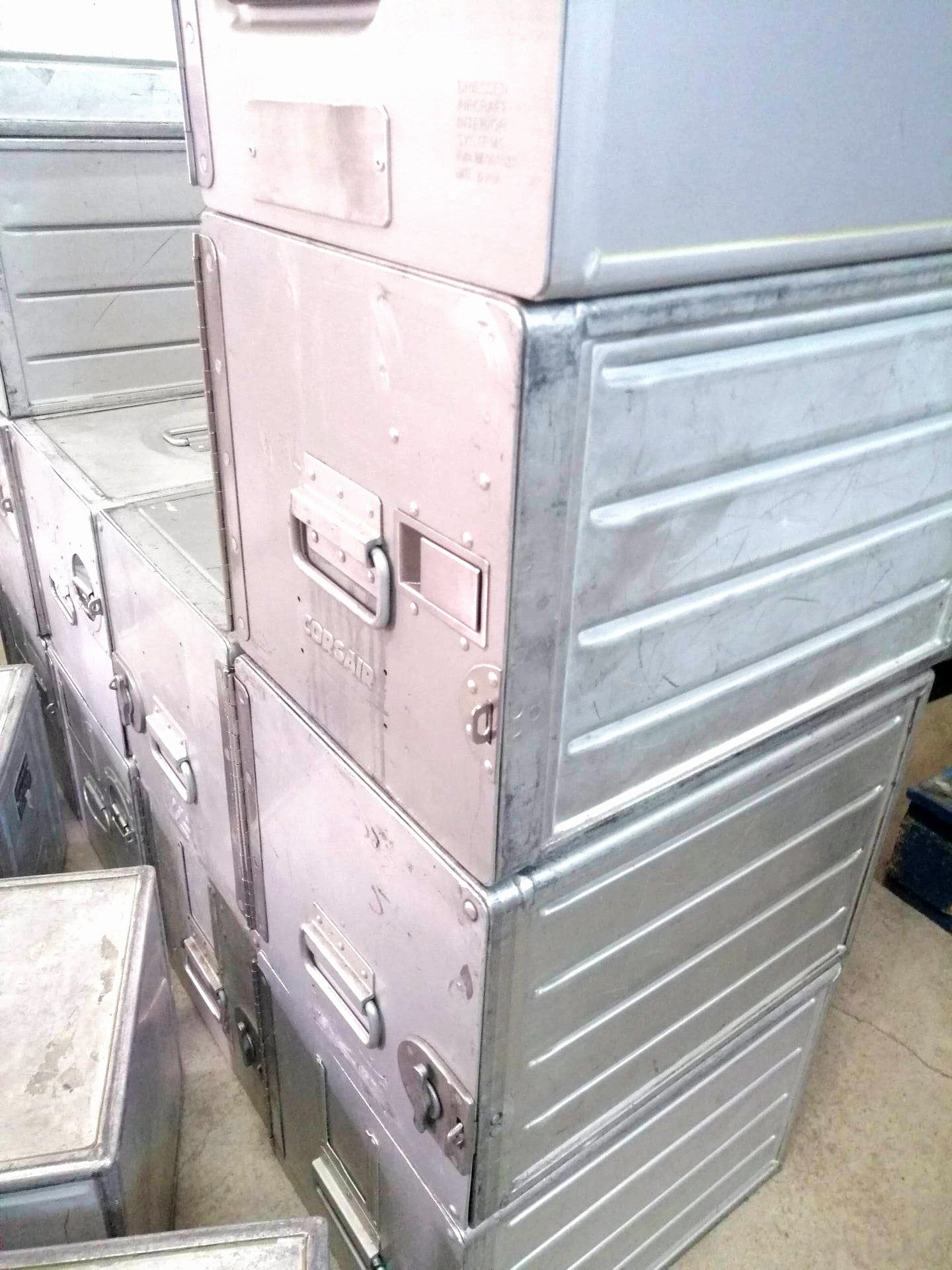 Various Airlines, Original Airline Galley Storage Boxes, Aircraft Storage Containers, Cabinet, Flugzeugcontainer, Flight Case