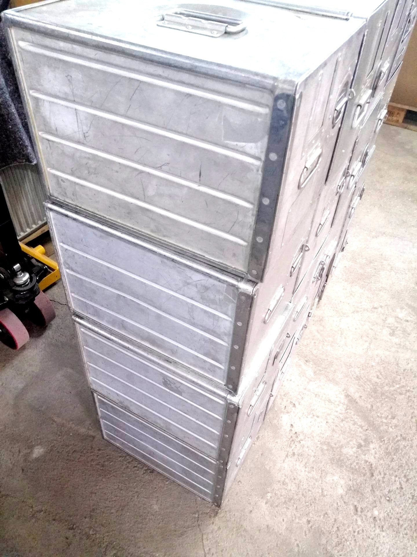 Various Airlines, Original Airline Galley Storage Boxes, Aircraft Storage Containers, Cabinet, Flugzeugcontainer, Flight Case
