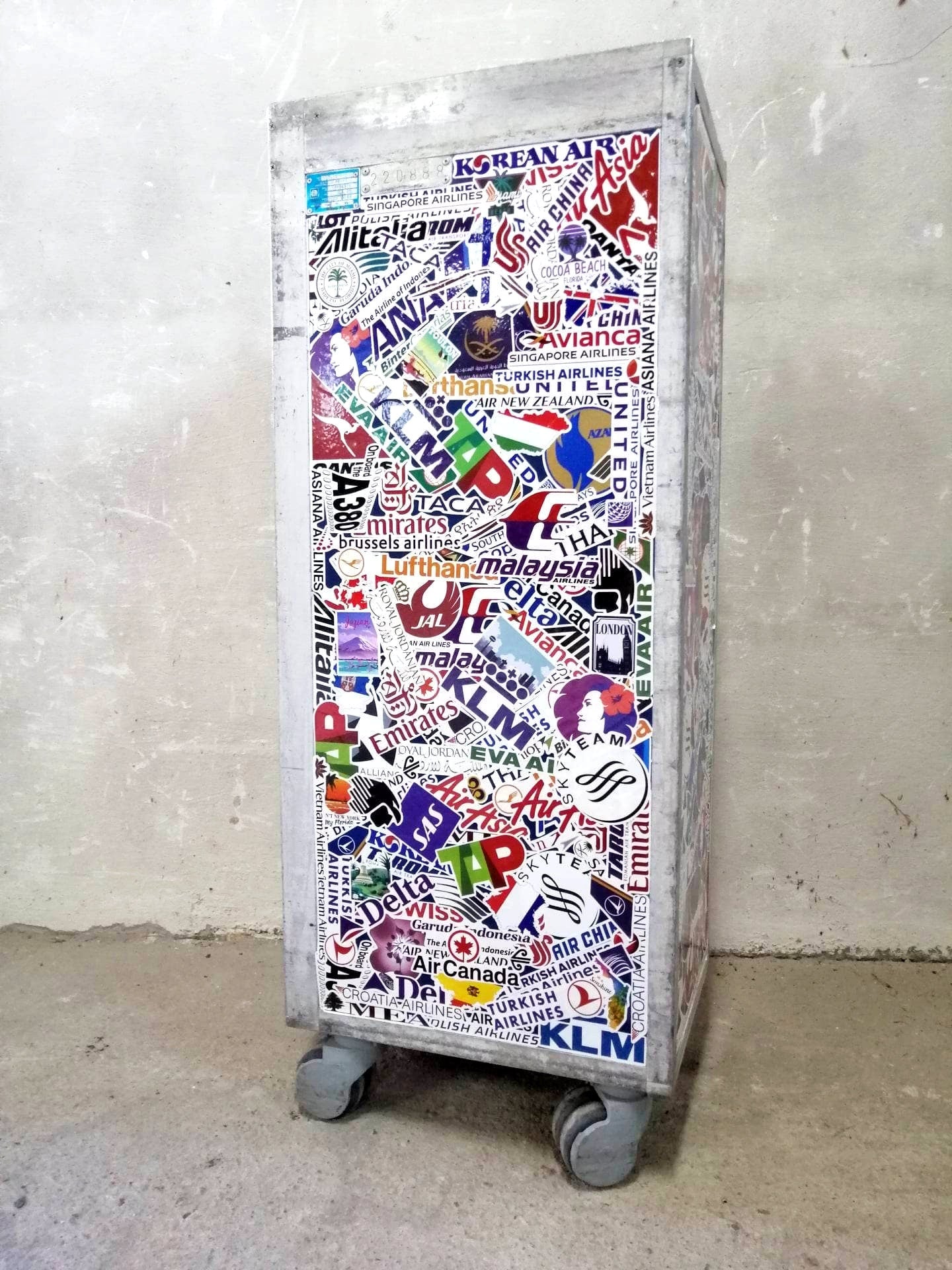 Unique Airline Galley Trolley with Accessories | Driessen PLL LOT | Airplane Galley Cart | Aviation Art - World Airlines Graphics