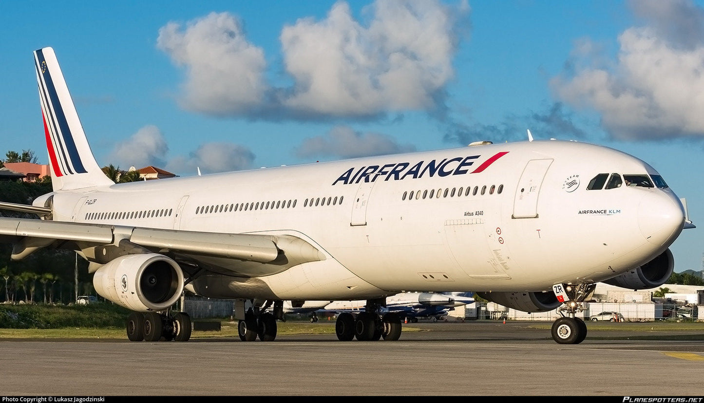 Cockpit Door | Air France | Airbus A340 F-GLZR | Flight Deck Aircraft Cockpit Door