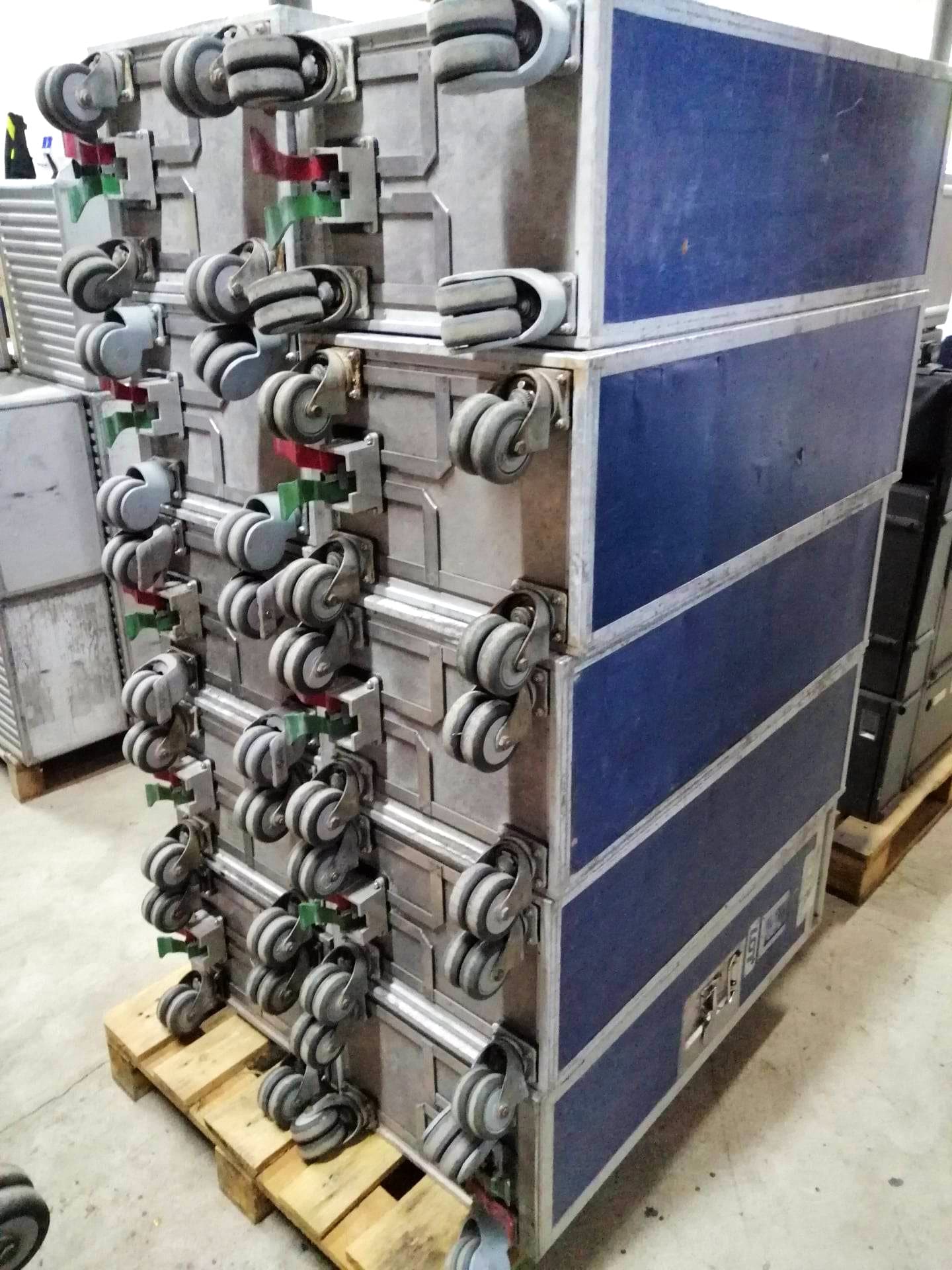 Wholesale Set of 10 Half Size Galley Trolleys - LOT - Driessen - 10 ATLAS Galley Carts with Trays - Worldwide Shipping