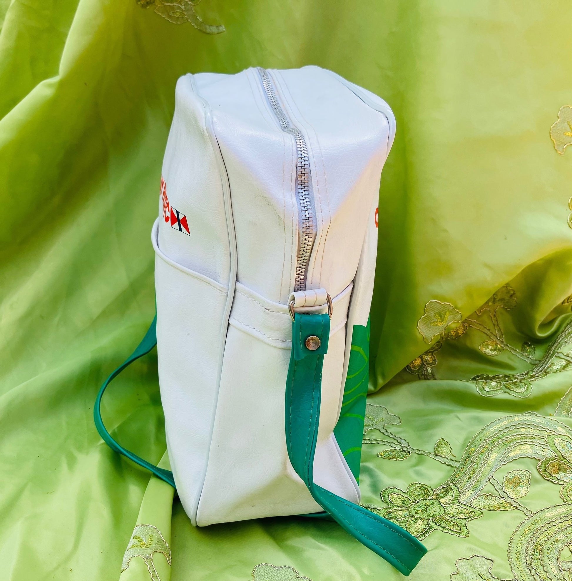 Cathay Pacific Vintage Leather Travel Bag | Flight Bag | Flight Attendants Bag | Aviation Gift