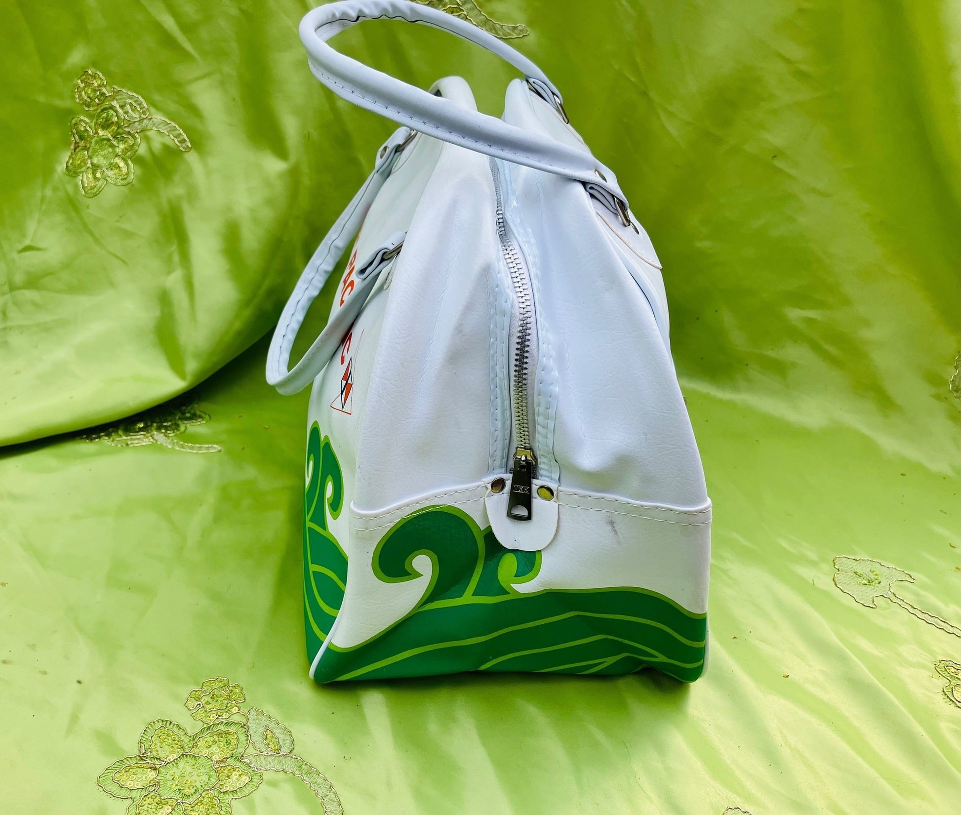 Cathay Pacific Vintage Leather Travel Bag | Flight Bag | Flight Attendants Bag | Aviation Gift