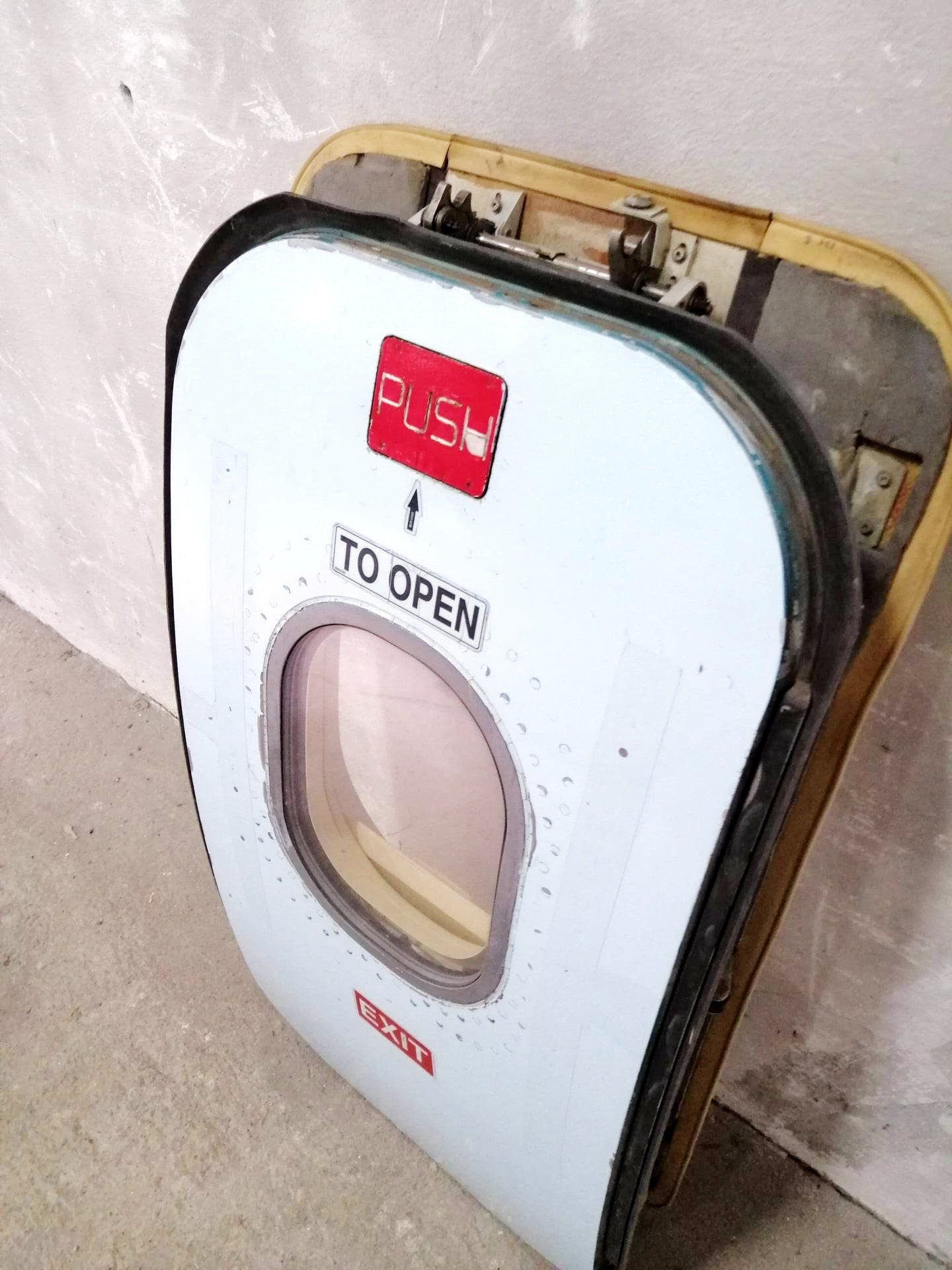 Airbus A320 Over Wing Exit Door | Air Canada MSN 248 C-FTJR | Worldwide Shipping