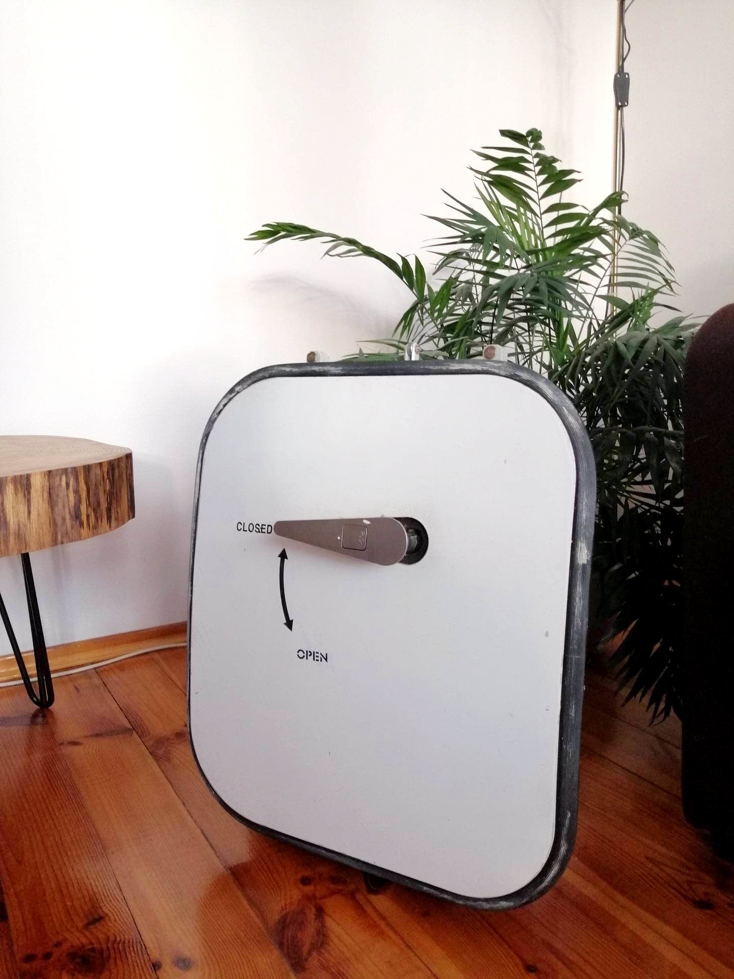 Airbus A320 Original Aircraft Electronics Access Door