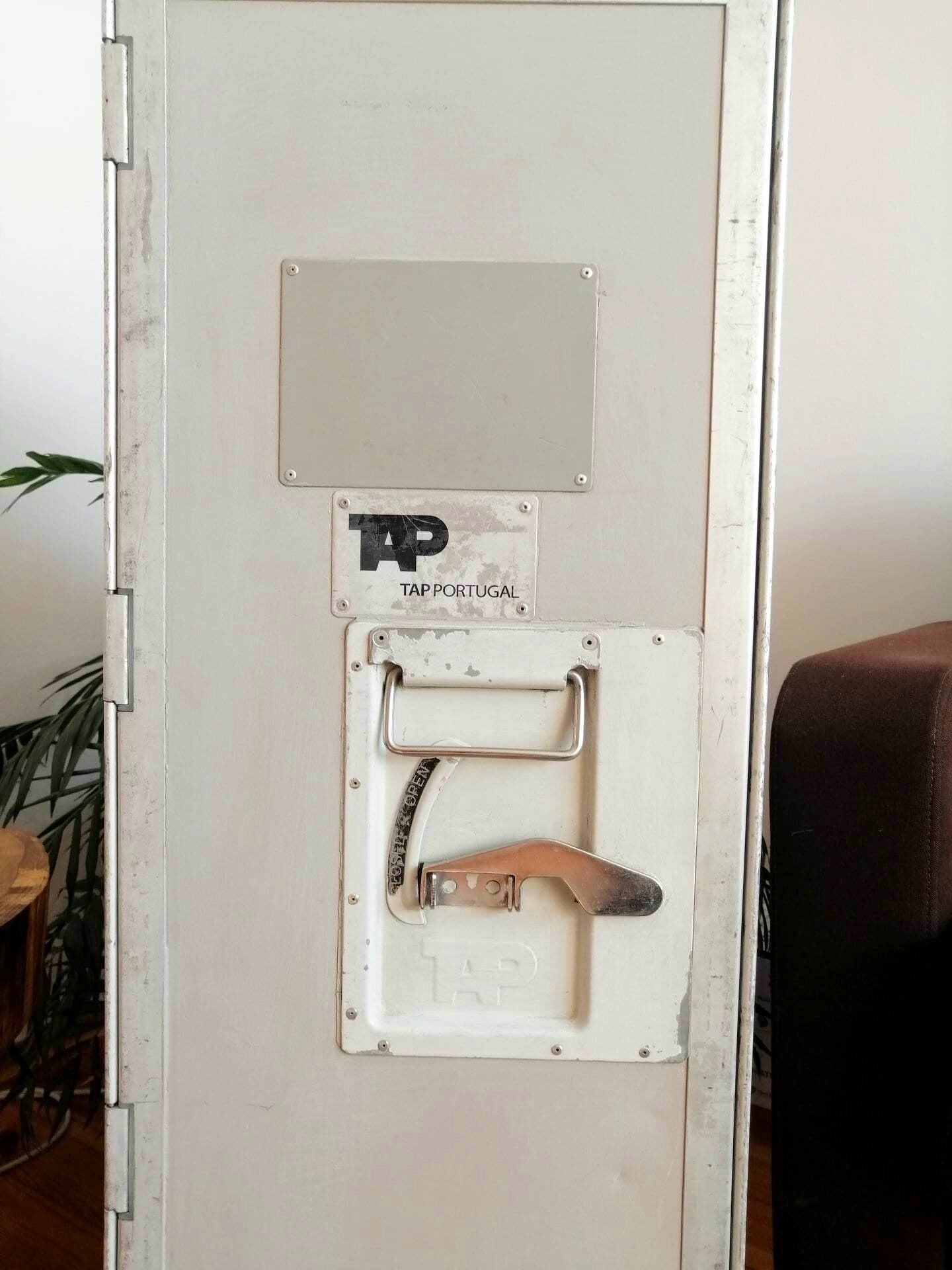 Original Airplane Galley Half Size Cart with Accessories | Airline Galley Trolley TAP Portugal | Driessen