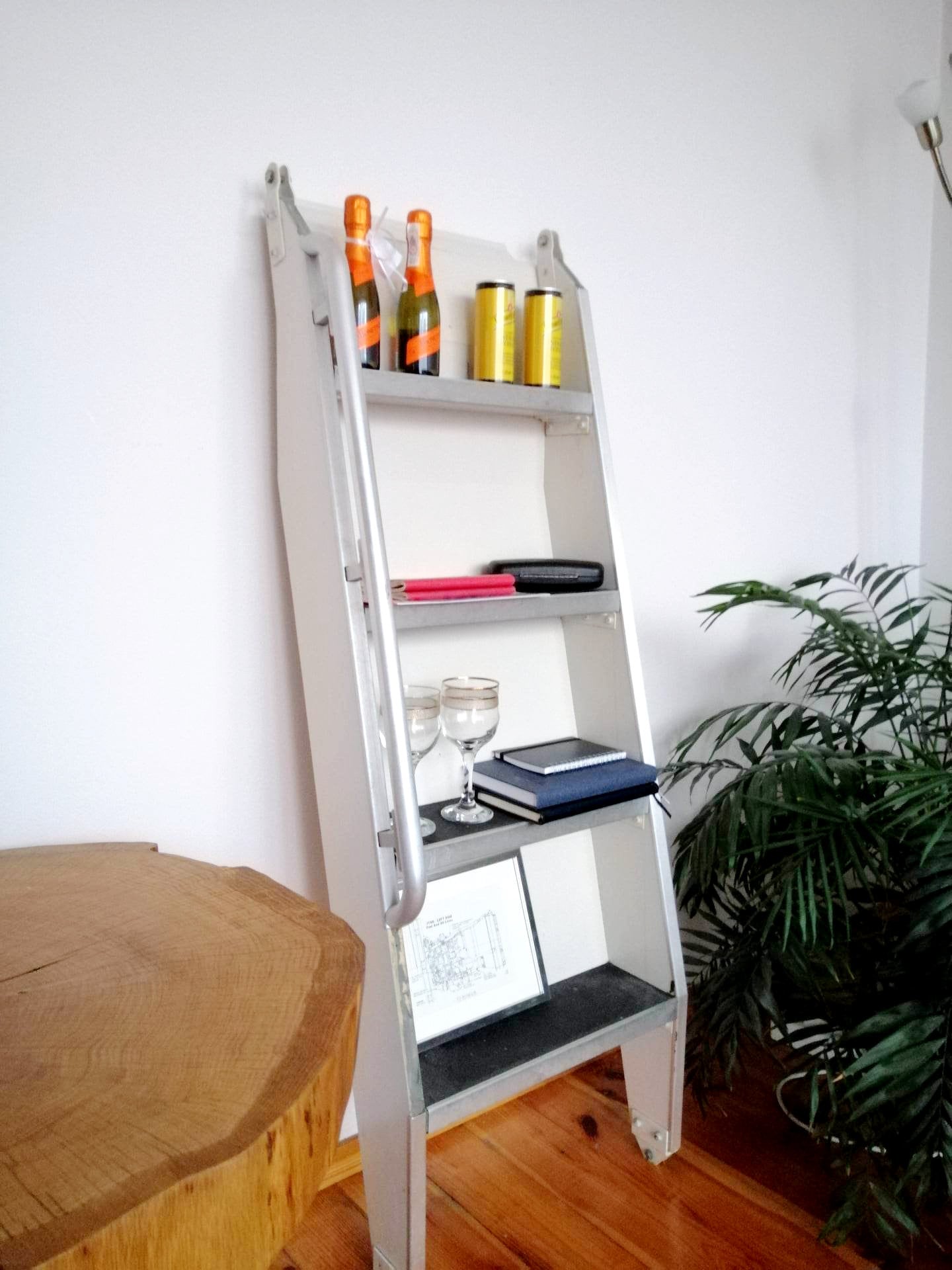 British Airways Boeing 747 G-BYGD Crew Rest Stairs | Aviation Display Shelf Racks | Aviation Furnitures