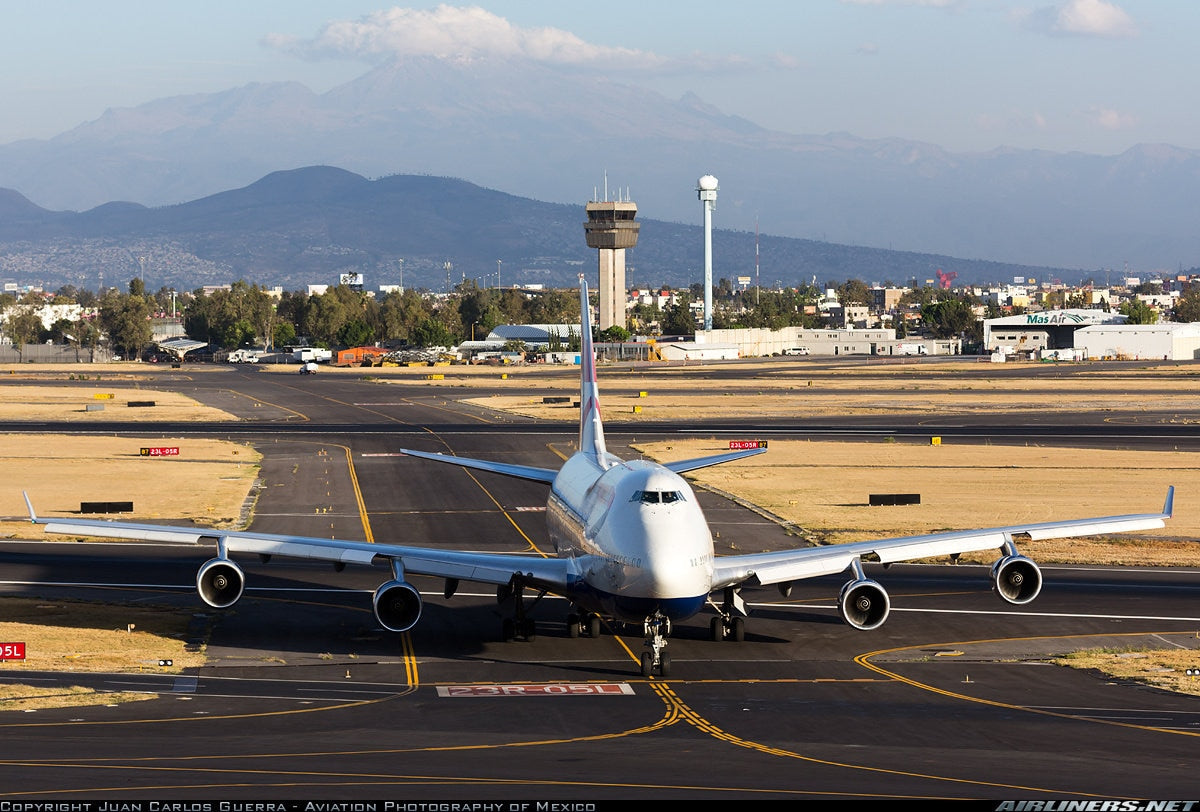 British Airways Boeing 747 G-CIVG Captain Pilot & Co Pilot Seat | Original Flight Deck Seats | Office Desk Chair | Worldwide Shipping