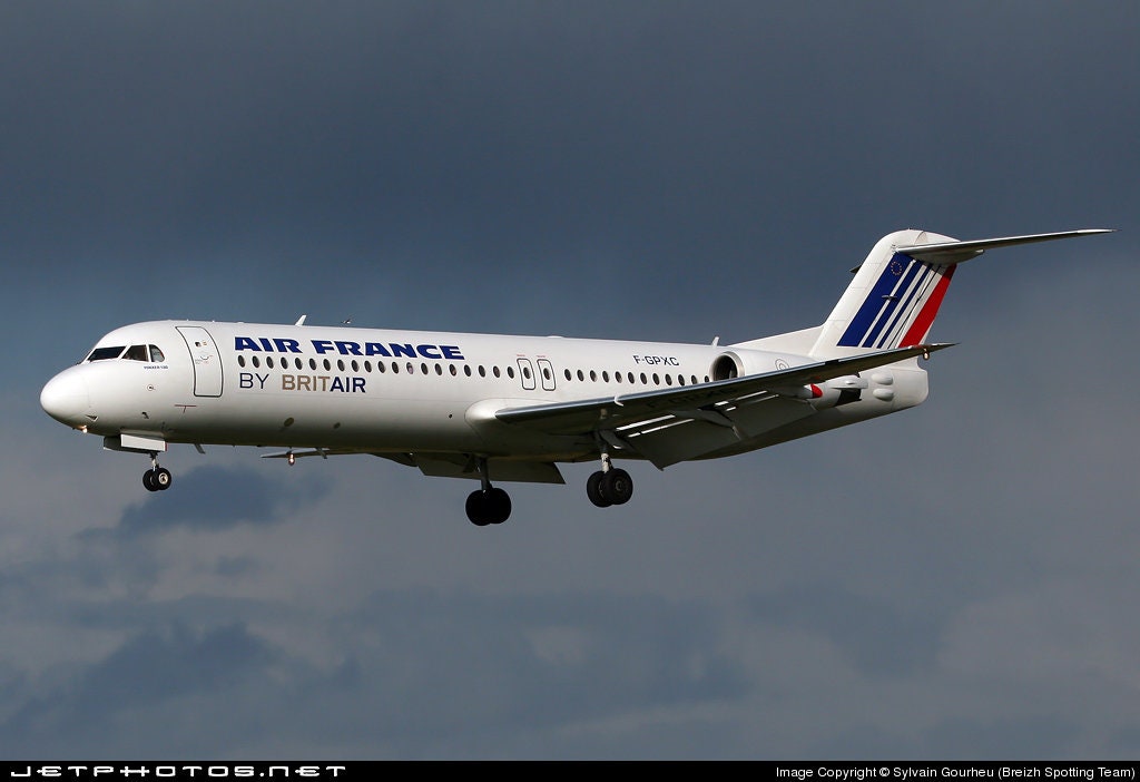 Fokker 100 Cabin Crew Jump Seat Flight Attendant Seat Aircraft Airline Seat