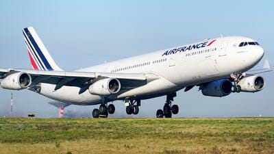 Air France Airbus A340 Flight Attendant Seat Cabin Crew Jump Seat F-GLZR