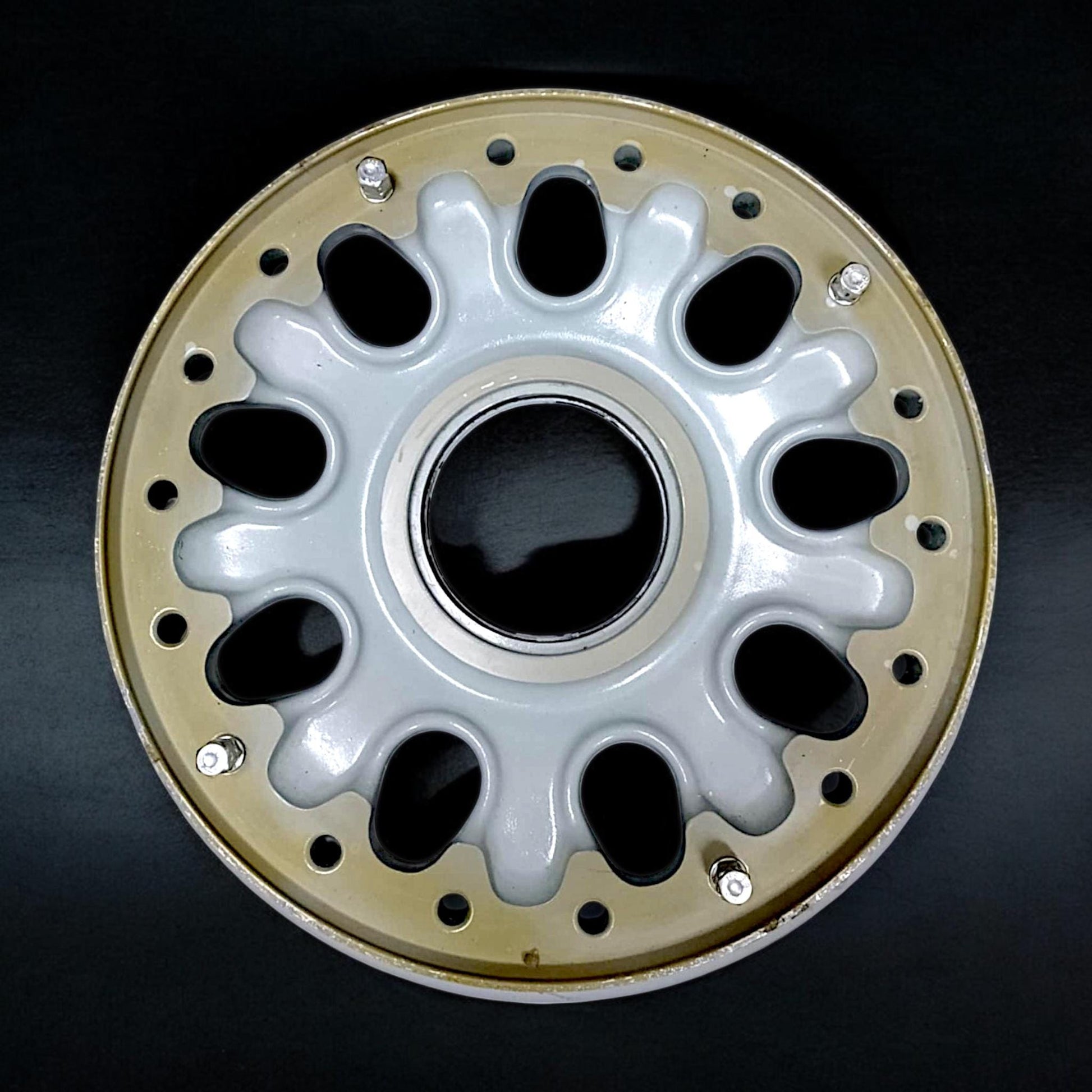 Boeing 737 Main Wheel (Half-Size) Ex-EgyptAir