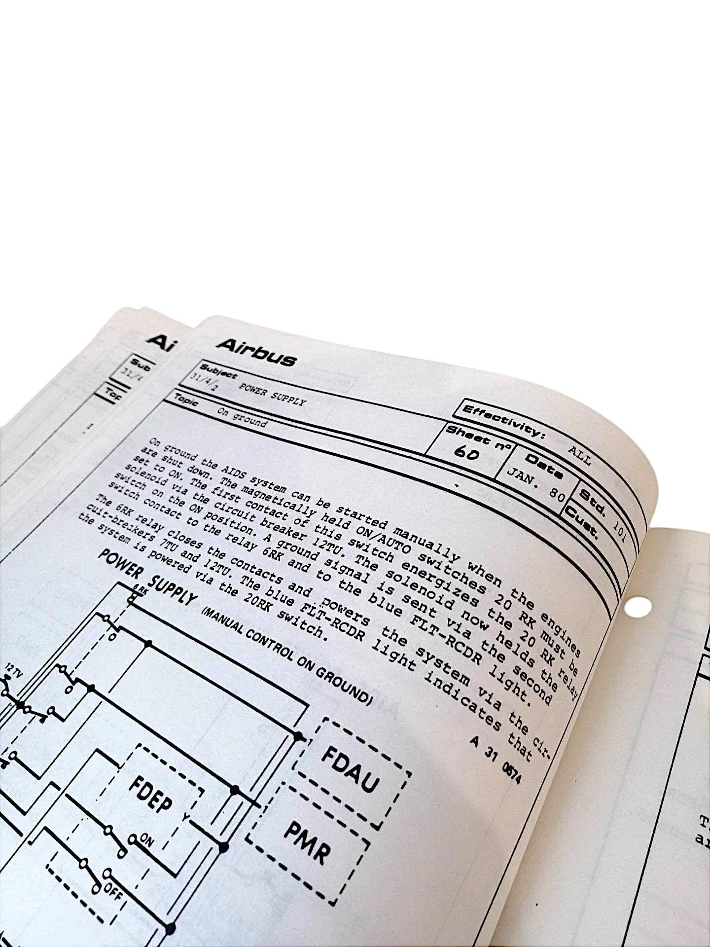 Pan Am A300/A310 Maintenance Training Manual – Cabin System Differences (1990)