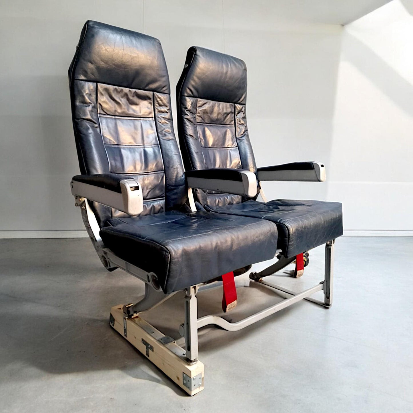 Vintage Bombardier Dash-8 Double Aircraft Seats – Aviation Furniture
