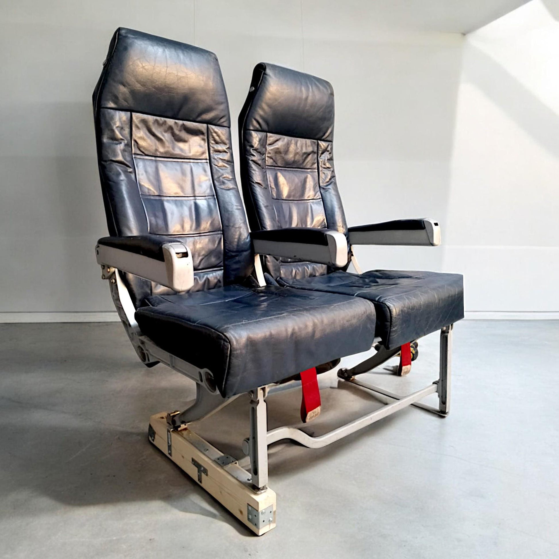 Vintage Bombardier Dash-8 Double Aircraft Seats – Aviation Furniture
