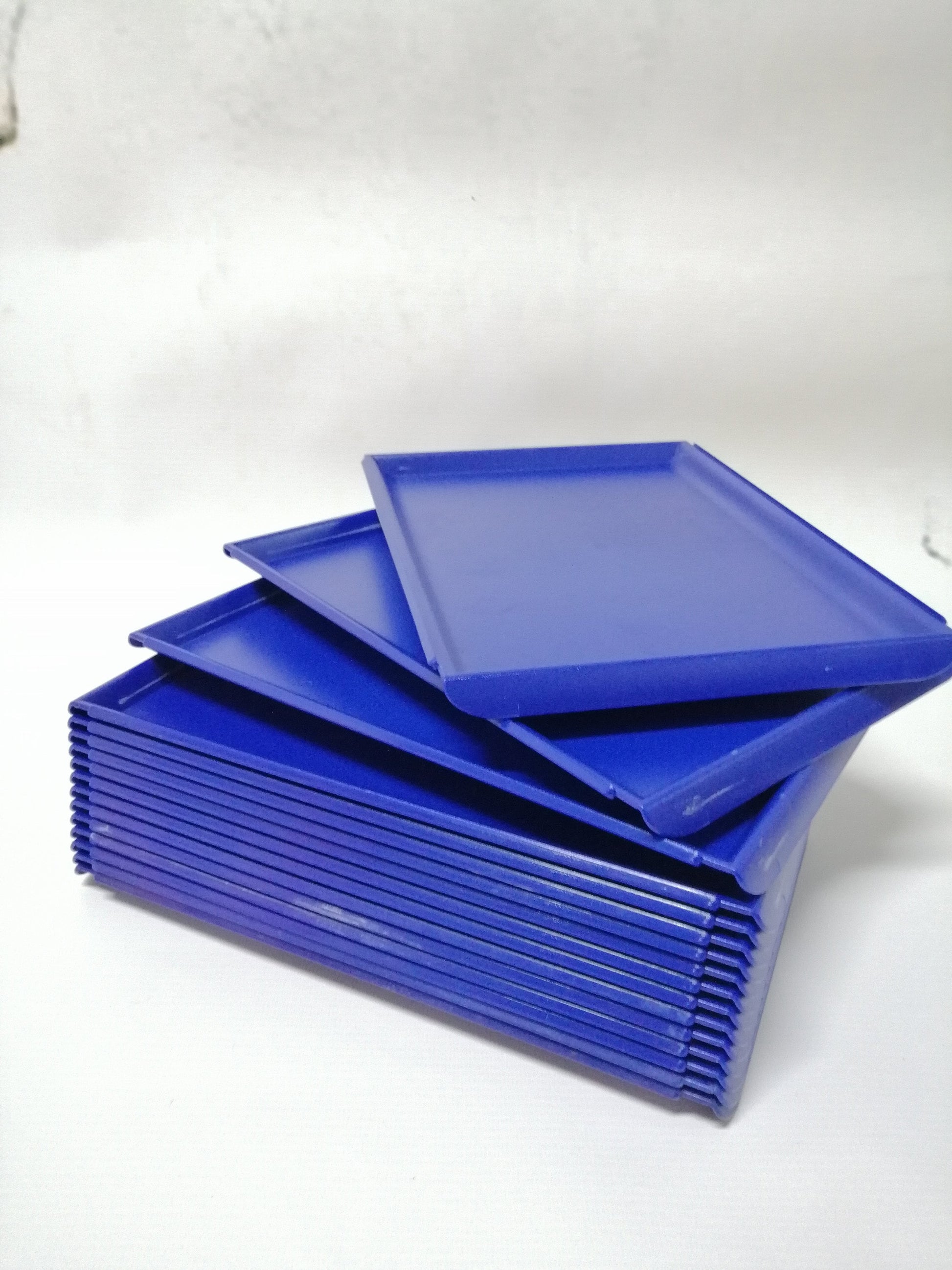 Box of 100 Original Airline Serving Trays Catering Trays for Airline Trolleys - Airplane Carts and Containers Units - Air Pullmantur - ATLAS